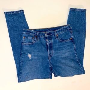 Levi’s Wedgie High-Rise Distressed Jeans: Size 29